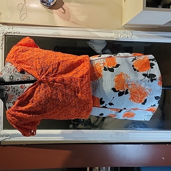 NWT MinkPink mini skirt sz small - Picture 5 of 5